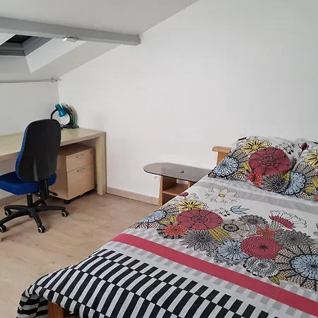 Charmante Maison à 15 Minutes De La Place Comédie Villa *